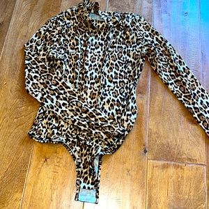 Women's bodies cheetah, print size medium
